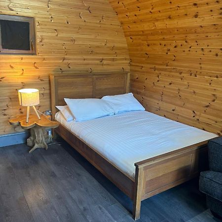 Original Glamping Pod With Hot Tub Frodsham Exterior foto