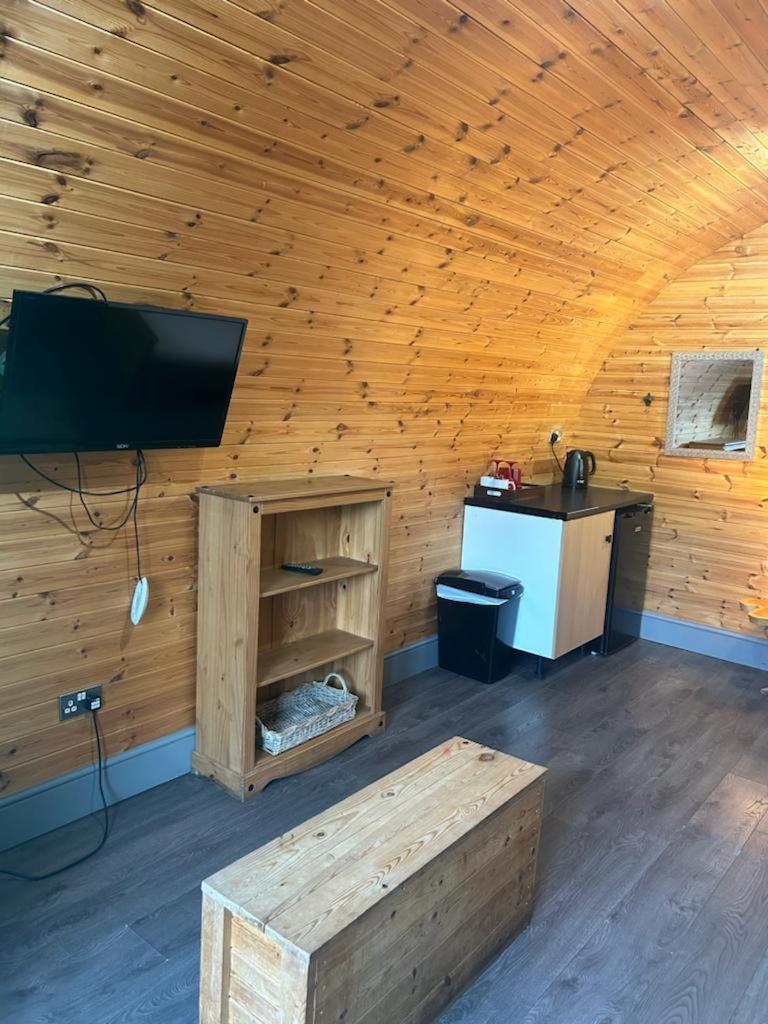 Original Glamping Pod With Hot Tub Frodsham Exterior foto