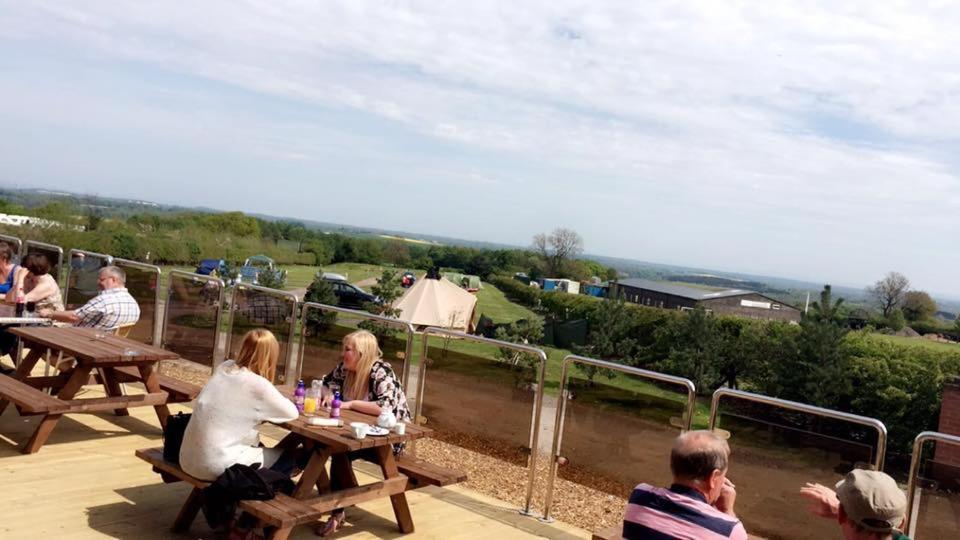 Original Glamping Pod With Hot Tub Frodsham Exterior foto